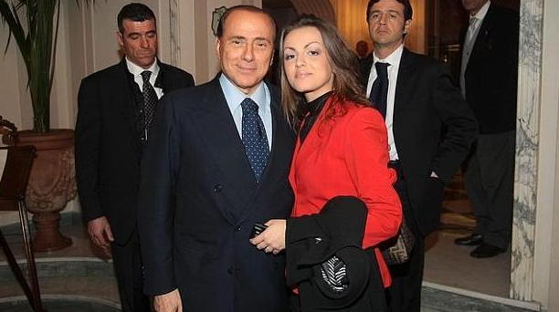 Силвио Берлускони и Франческа Паскале 
