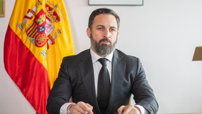 Лидерът на испанската крайнодясна партия Вокс Сантяго Абаскал