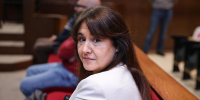 Лаура Борас в началото на съдебния процес в Съдебната палата.
