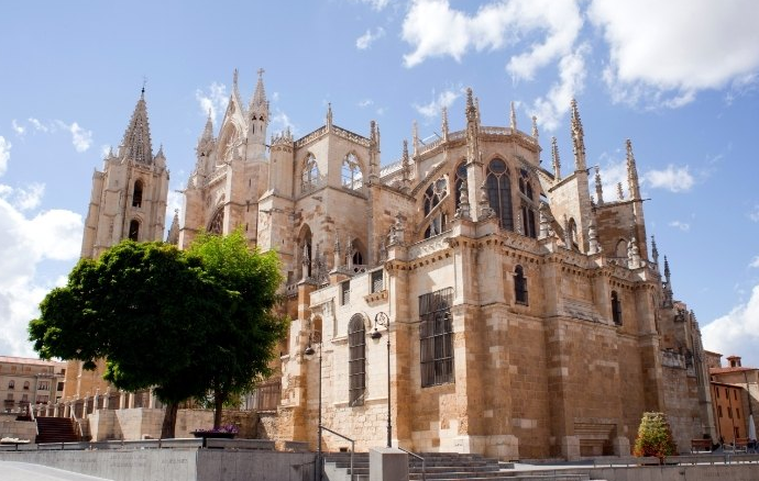 Катедралата "Санта Мария де Регла де Леон" 