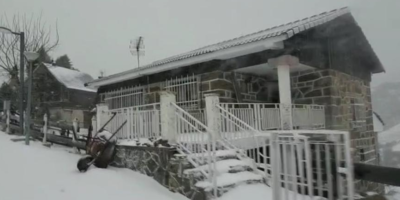Сняг покри Ла Рая, Астурия
